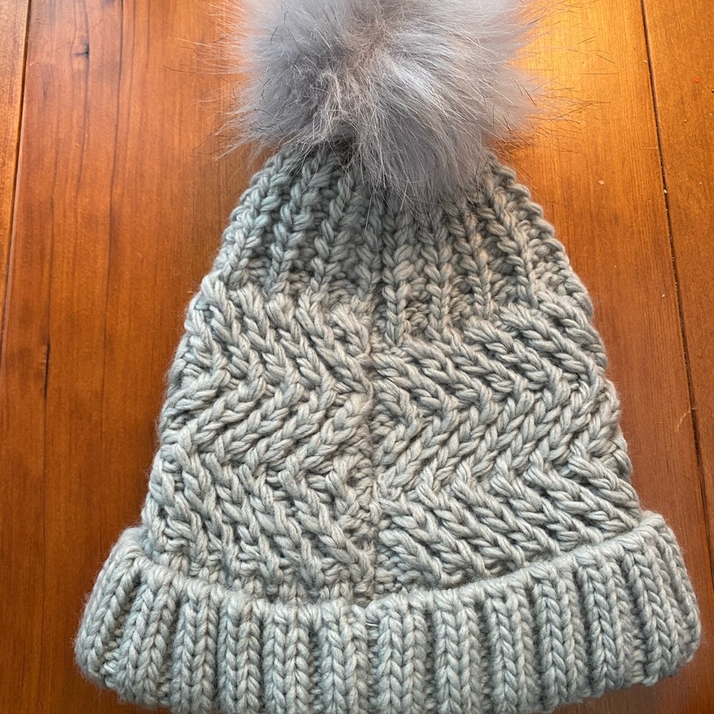 Knit Pom Pom beanie